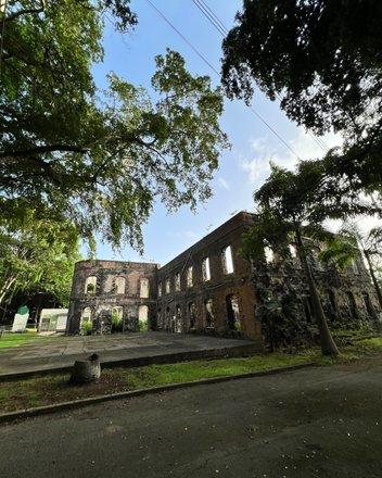 Barbados Historical Architecture Amidst Nature Historical building ruins in Barbados surrounded by greenery