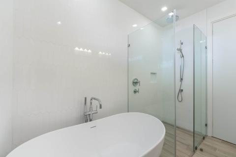 ONE Canal Point: Minimalist Modern Bathroom with Freestanding Tub