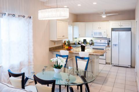  Modern kitchen and dining area