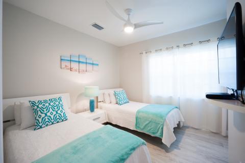 Modern bedroom with twin beds