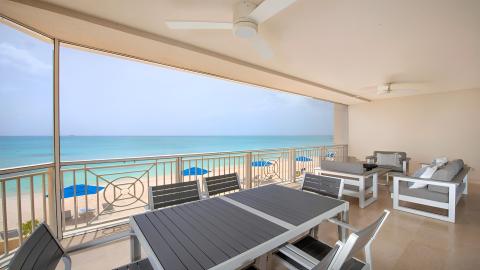 Alt Tag: Modern beach view balcony furniture