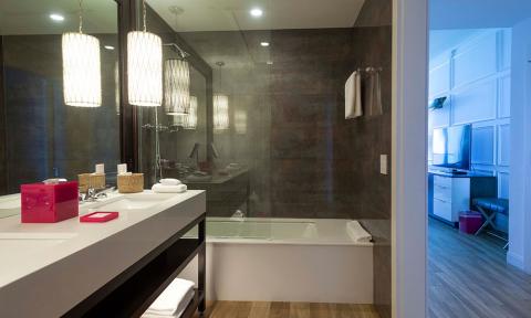 2 Queen Premium Oceanfront