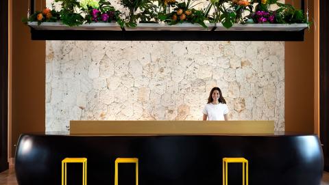 kimpton business woman
