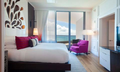 1 King 2 Queen 1 Bunk Bed 2 Bedroom Suite Ocean View
