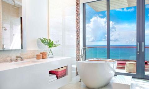2 Bedroom Suite Oceanfront