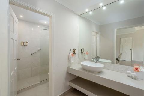 This image shows a modern bathroom interior